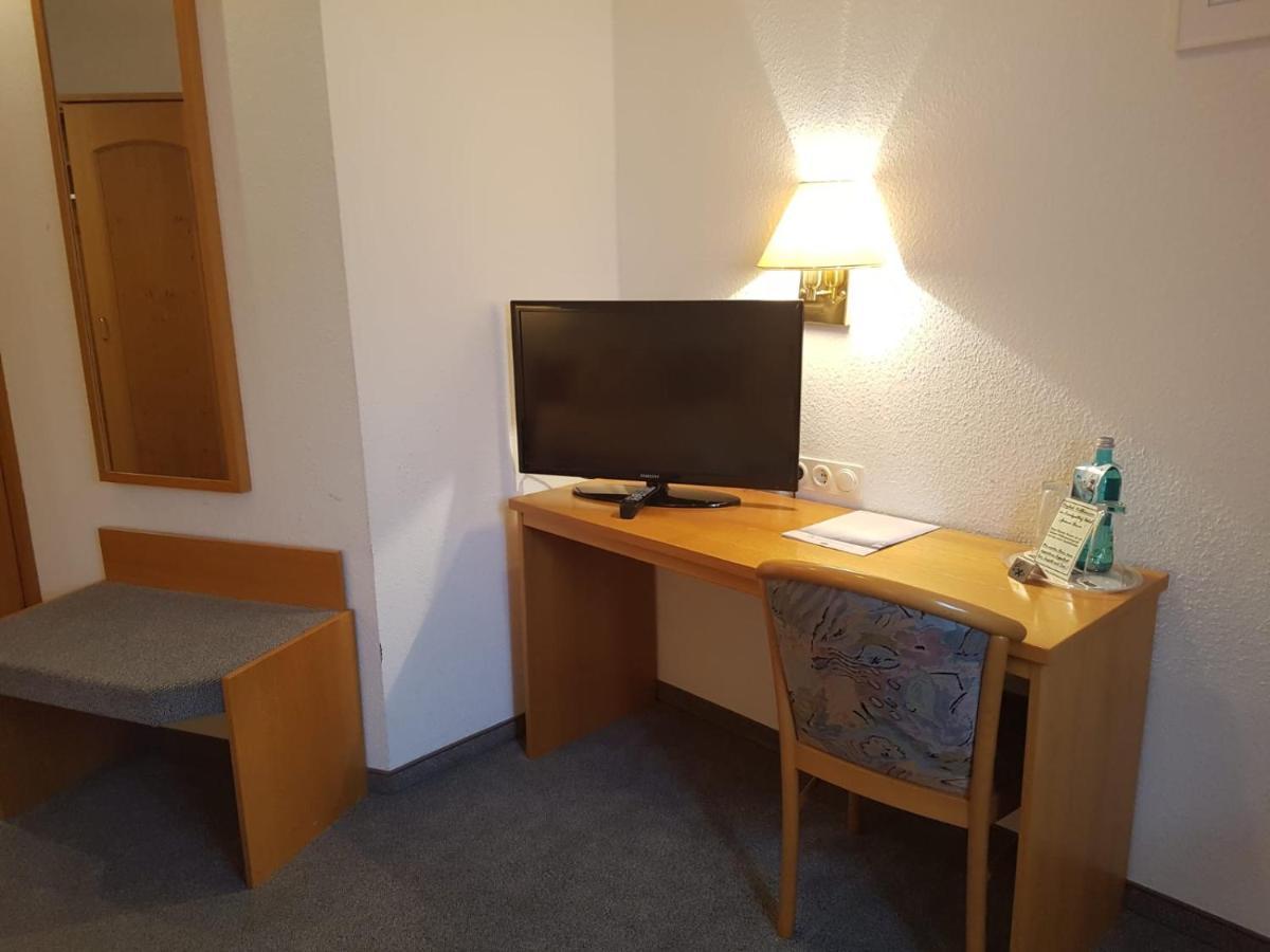 Landgasthof Gruener Baum 3*